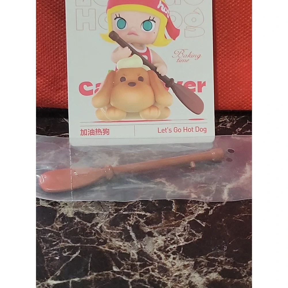 POP MART x Molly Carb-Lover Baking Time Series Figure Dolls - Let's Go Hot Dog